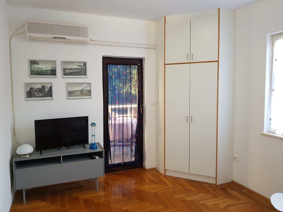 Mare Azzurro Apartments Pula Dış mekan fotoğraf