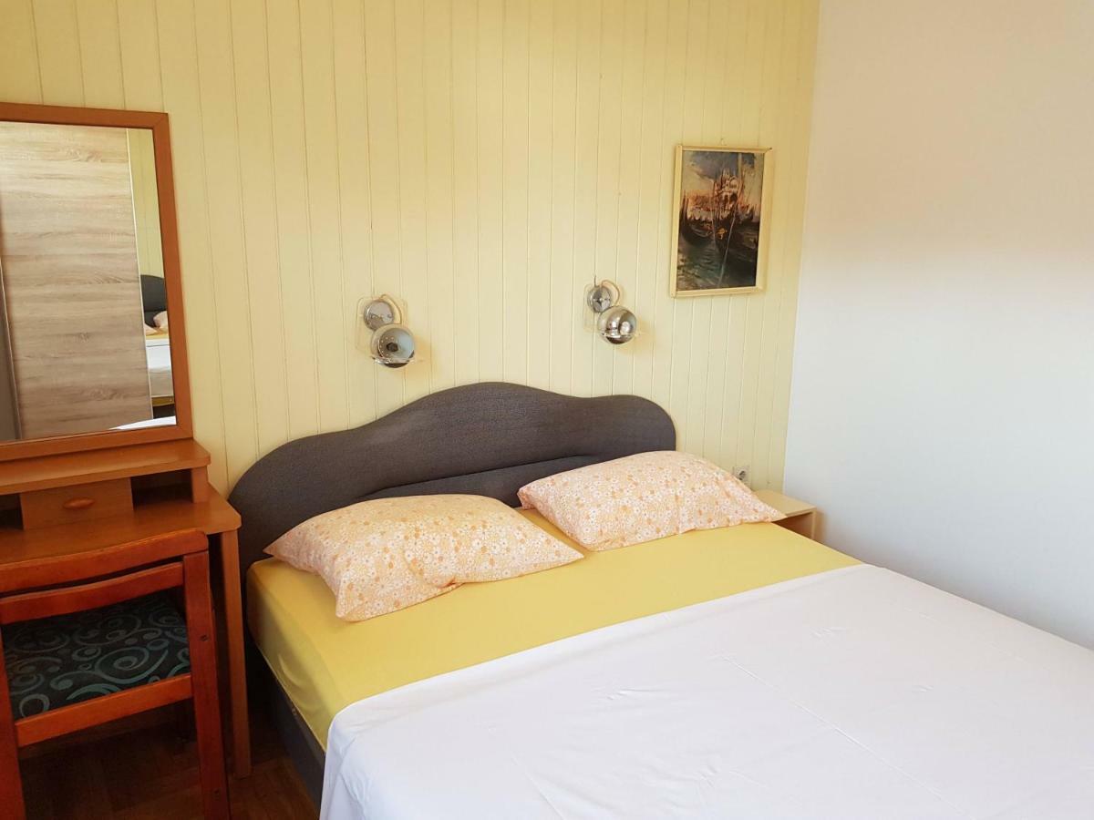 Mare Azzurro Apartments Pula Dış mekan fotoğraf